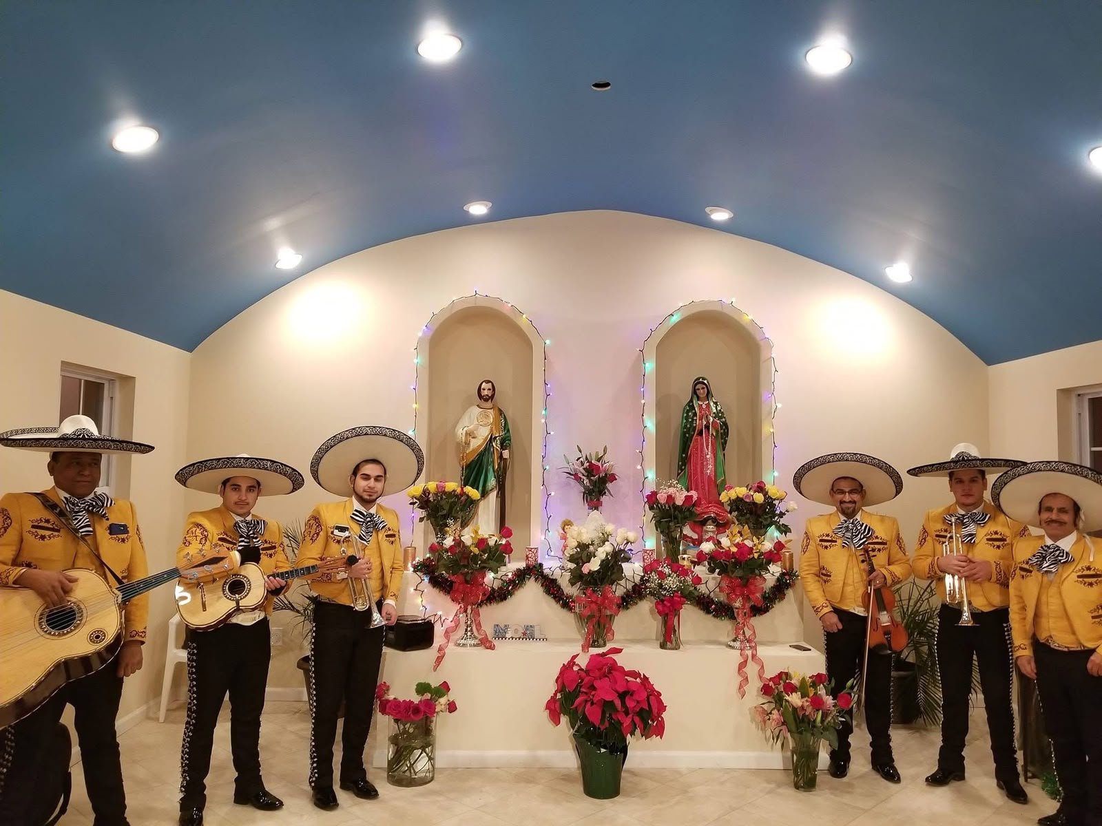 Eventos Religiosos - Agrupación Mariachi Arriero
